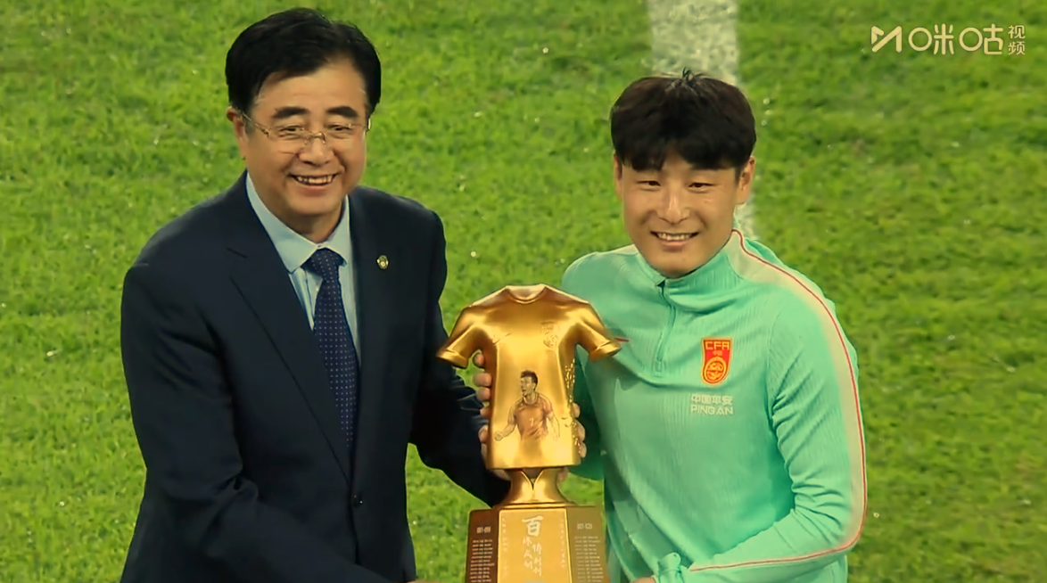 新西兰球迷：我们来自一个足球并非第一运动的国家，但我们依然热爱